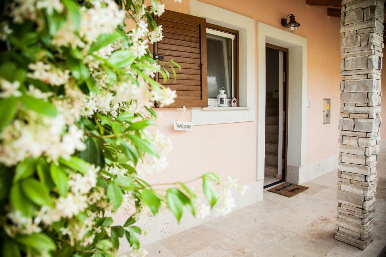 Apartment In Villa, Near Piran Strunjan Exterior photo
